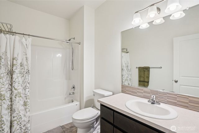 12825 NE 104th Street, Vancouver, WA 98682