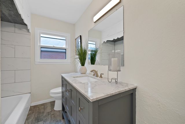 5432 Dennis Avenue, Fort Worth, TX 76114