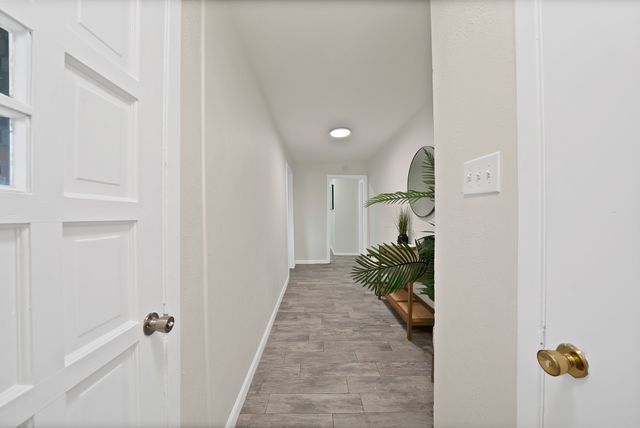 5432 Dennis Avenue, Fort Worth, TX 76114