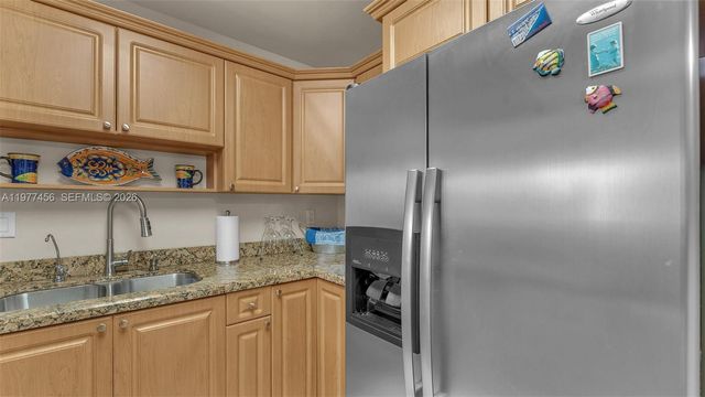 3180 S Ocean Dr 322, Hallandale Beach, FL 33009