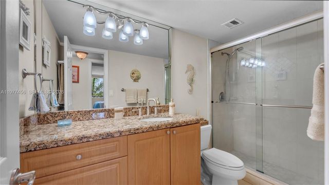 3180 S Ocean Dr 322, Hallandale Beach, FL 33009