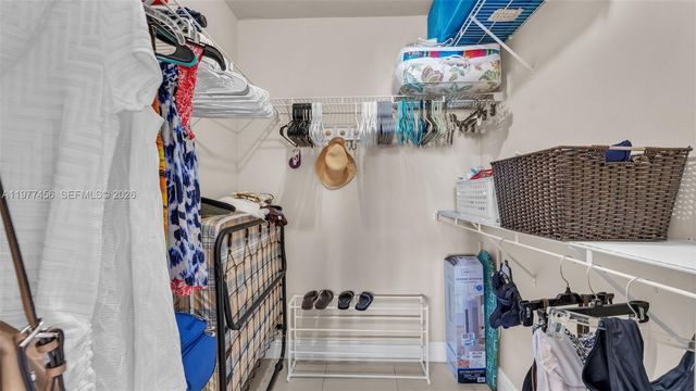 3180 S Ocean Dr 322, Hallandale Beach, FL 33009