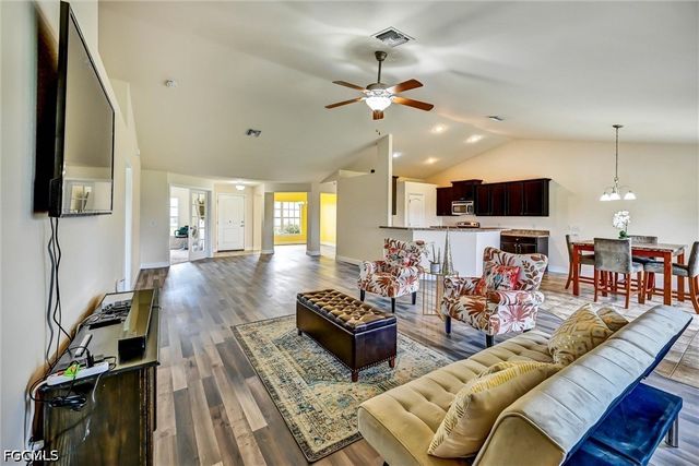 2216 NE 17th AVE, Cape Coral, FL 33909