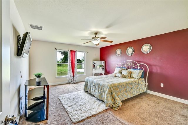 2216 NE 17th AVE, Cape Coral, FL 33909