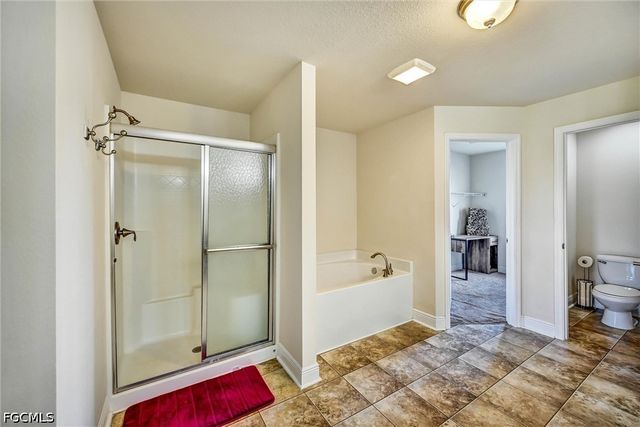 2216 NE 17th AVE, Cape Coral, FL 33909