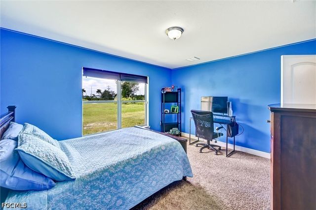 2216 NE 17th AVE, Cape Coral, FL 33909