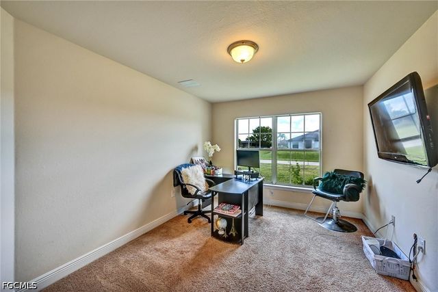 2216 NE 17th AVE, Cape Coral, FL 33909