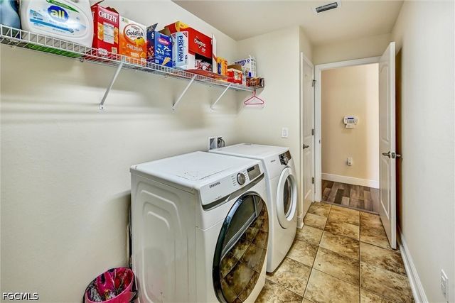 2216 NE 17th AVE, Cape Coral, FL 33909