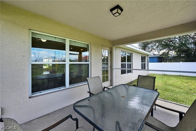 2216 NE 17th AVE, Cape Coral, FL 33909