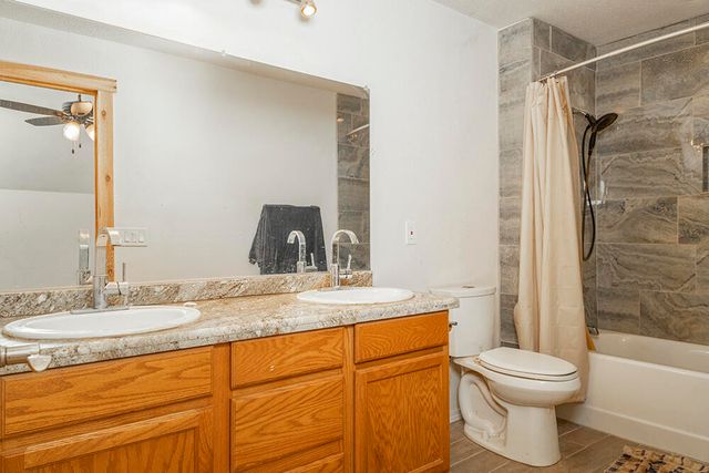 125 Warren Road, Selma, OR 97538