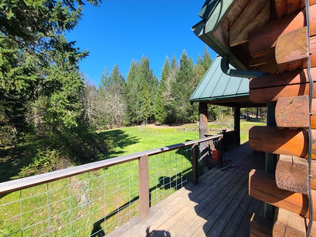 125 Warren Road, Selma, OR 97538