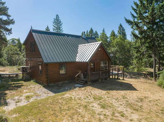 125 Warren Road, Selma, OR 97538