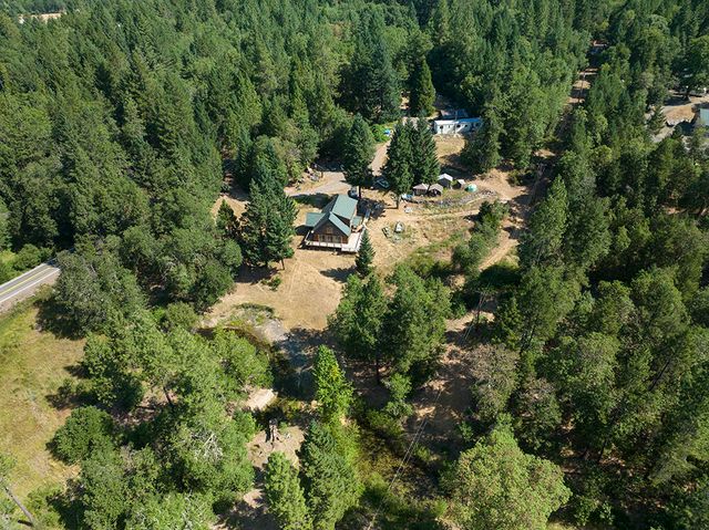 125 Warren Road, Selma, OR 97538