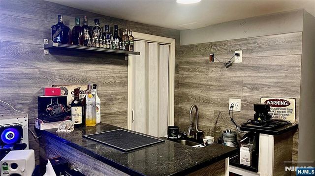 20 Lake Street, Belleville, NJ 07109