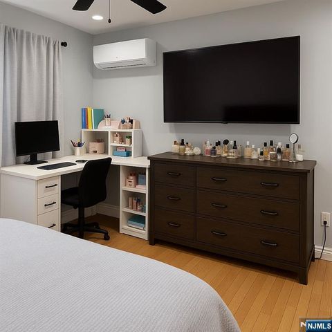 20 Lake Street, Belleville, NJ 07109