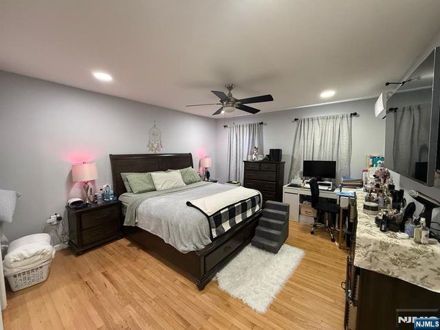 20 Lake Street, Belleville, NJ 07109