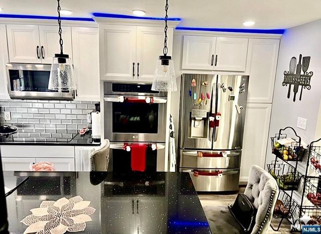 20 Lake Street, Belleville, NJ 07109