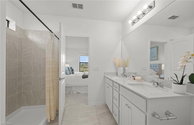 634 Lakeside Oasis AVE, Lehigh Acres, FL 33936