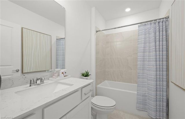 634 Lakeside Oasis AVE, Lehigh Acres, FL 33936