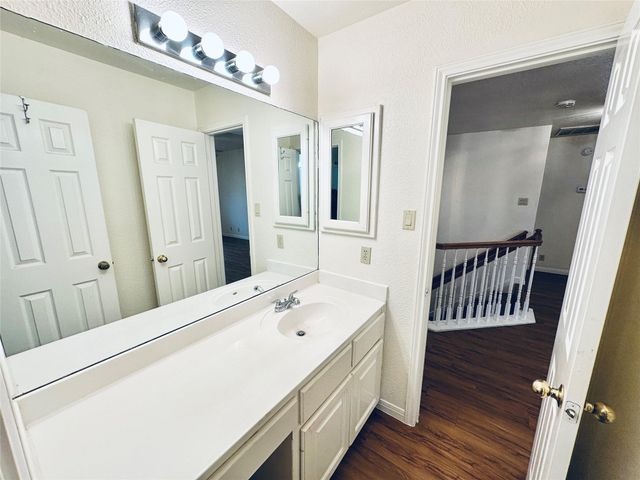 7508 Orrick DR, Austin, TX 78749