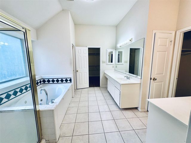 7508 Orrick DR, Austin, TX 78749