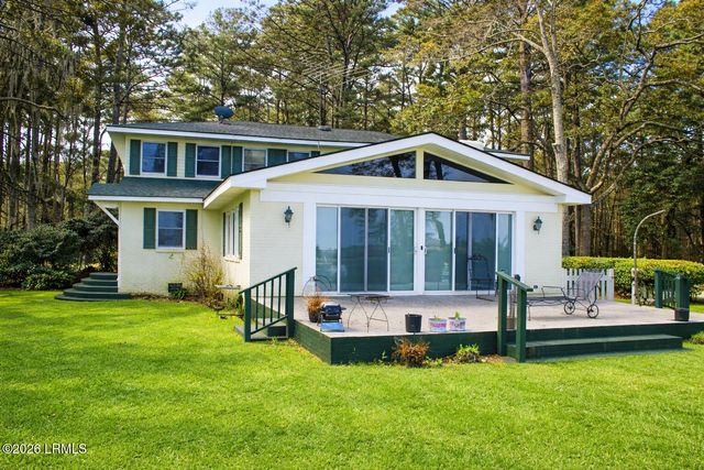 75 Ihly Farm Road, Beaufort, SC 29906