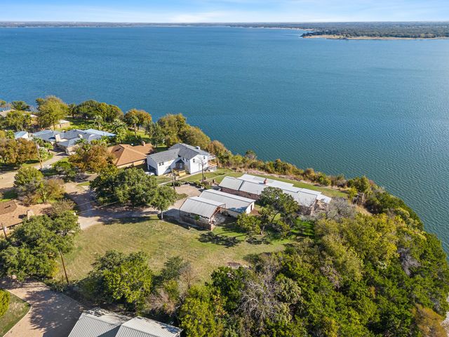 148 County Road 1740, Clifton, TX 76634