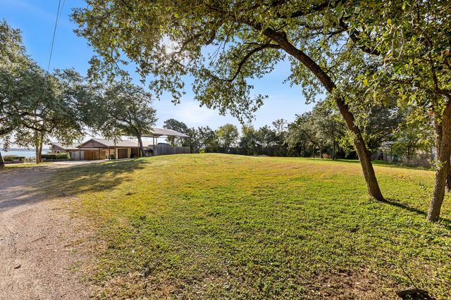 148 County Road 1740, Clifton, TX 76634