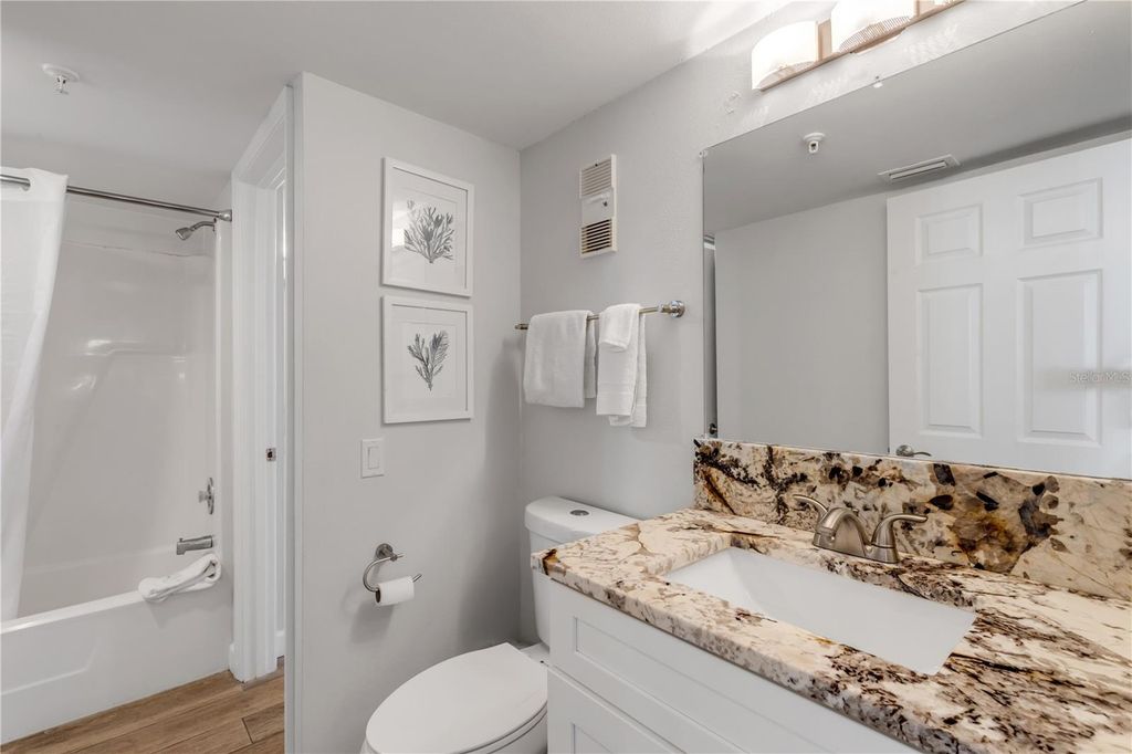 Image 17 of property listing at 425 S ATLANTIC AVENUE 304, New Smyrna Beach, FL 32169