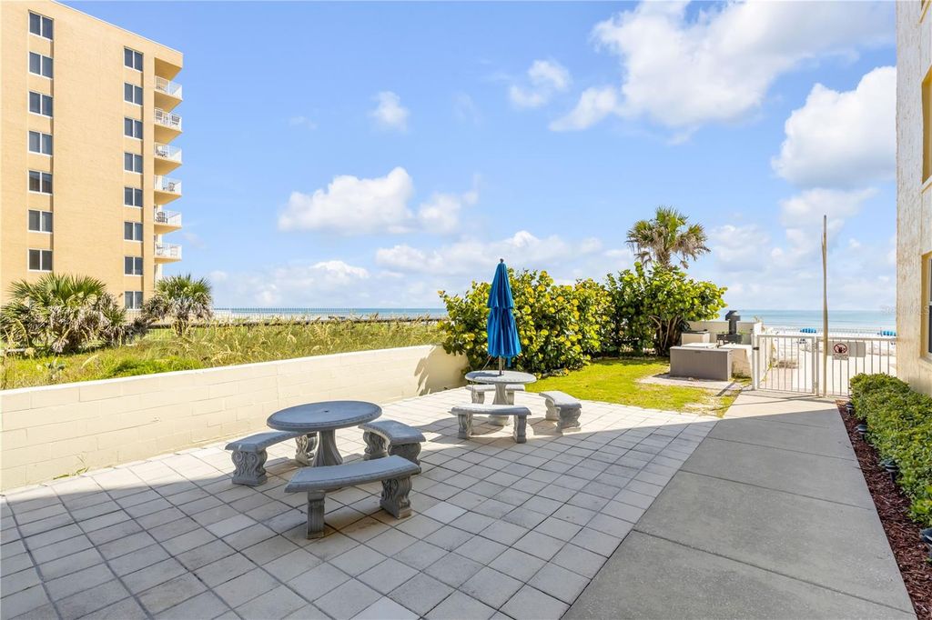 Image 29 of property listing at 425 S ATLANTIC AVENUE 304, New Smyrna Beach, FL 32169