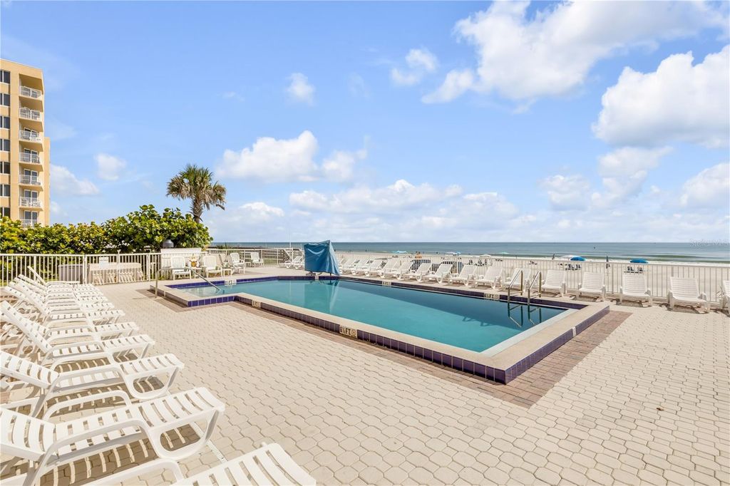 Image 31 of property listing at 425 S ATLANTIC AVENUE 304, New Smyrna Beach, FL 32169