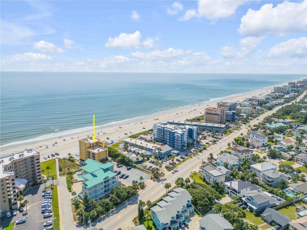 Image 35 of property listing at 425 S ATLANTIC AVENUE 304, New Smyrna Beach, FL 32169
