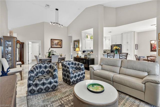 9310 Bayberry BEND # 203, Fort Myers, FL 33908