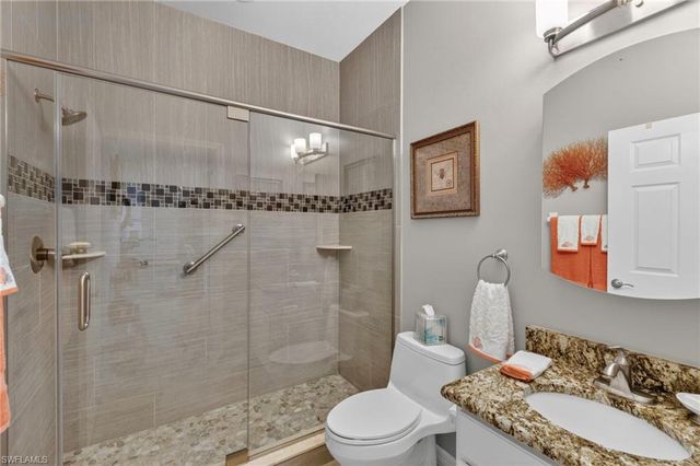 9310 Bayberry BEND # 203, Fort Myers, FL 33908