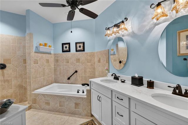 9310 Bayberry BEND # 203, Fort Myers, FL 33908