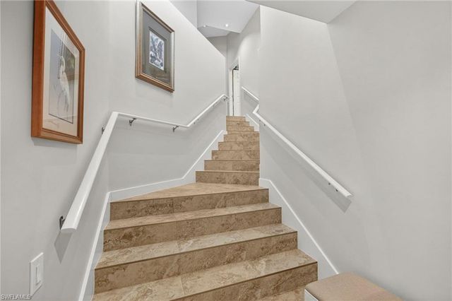 9310 Bayberry BEND # 203, Fort Myers, FL 33908