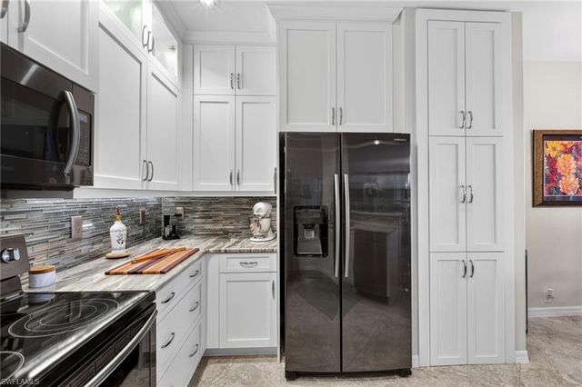 9310 Bayberry BEND # 203, Fort Myers, FL 33908