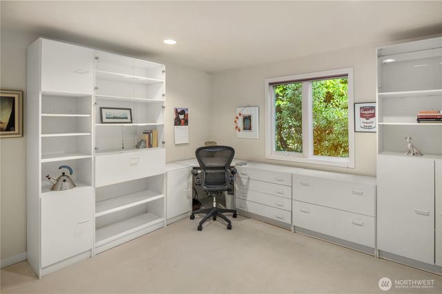 10211 NE 59th Street, Kirkland, WA 98033