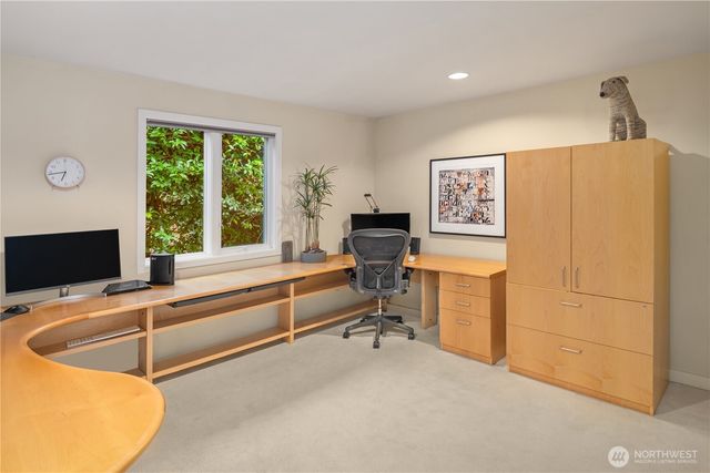 10211 NE 59th Street, Kirkland, WA 98033