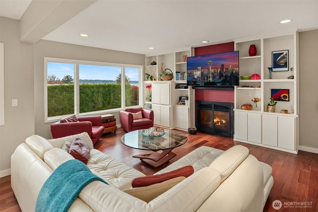 10211 NE 59th Street, Kirkland, WA 98033