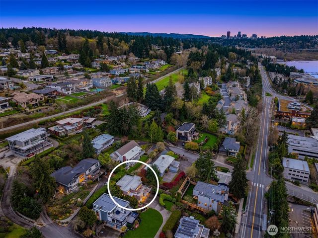 10211 NE 59th Street, Kirkland, WA 98033