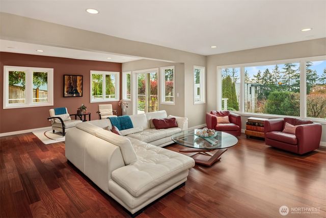 10211 NE 59th Street, Kirkland, WA 98033