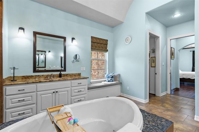 2790 Derby Lane, Madisonville, TX 77864