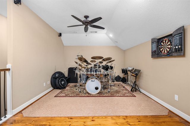 2790 Derby Lane, Madisonville, TX 77864