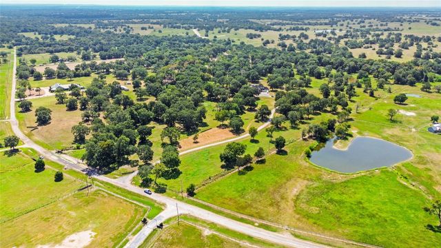 2790 Derby Lane, Madisonville, TX 77864