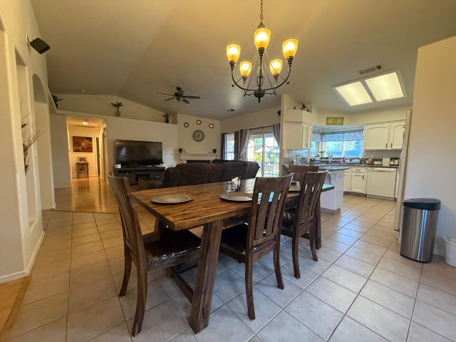 3124 Summer Lane, Madera, CA 93637