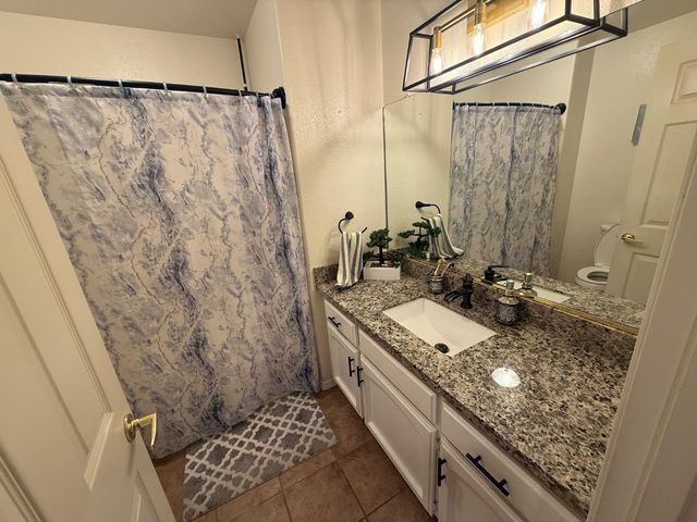 3124 Summer Lane, Madera, CA 93637