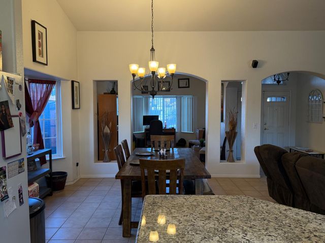 3124 Summer Lane, Madera, CA 93637