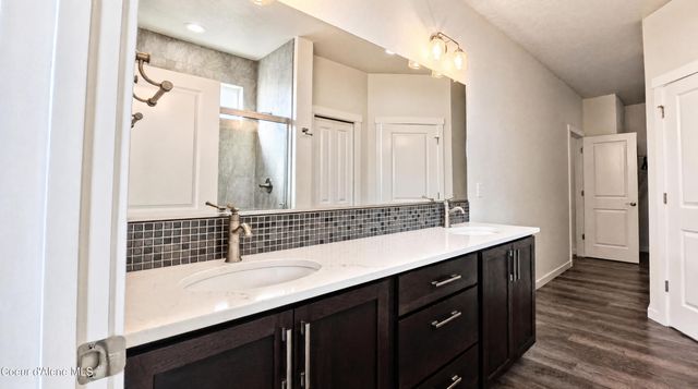 1542 W OKANOGAN AVE, Post Falls, ID 83854