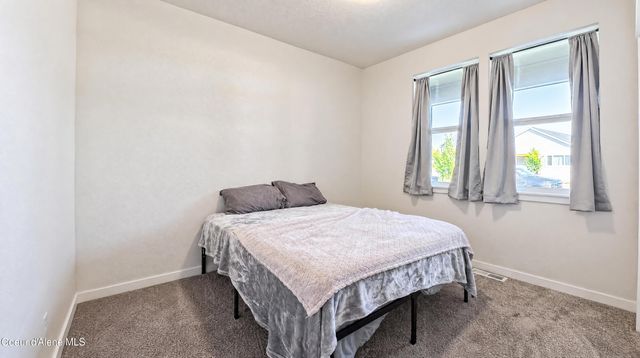 1542 W OKANOGAN AVE, Post Falls, ID 83854